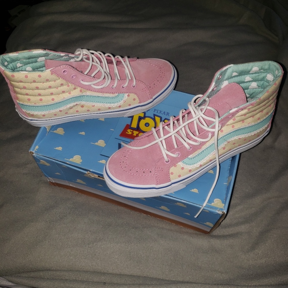 Toy Story Vans - Picture 3 of 8